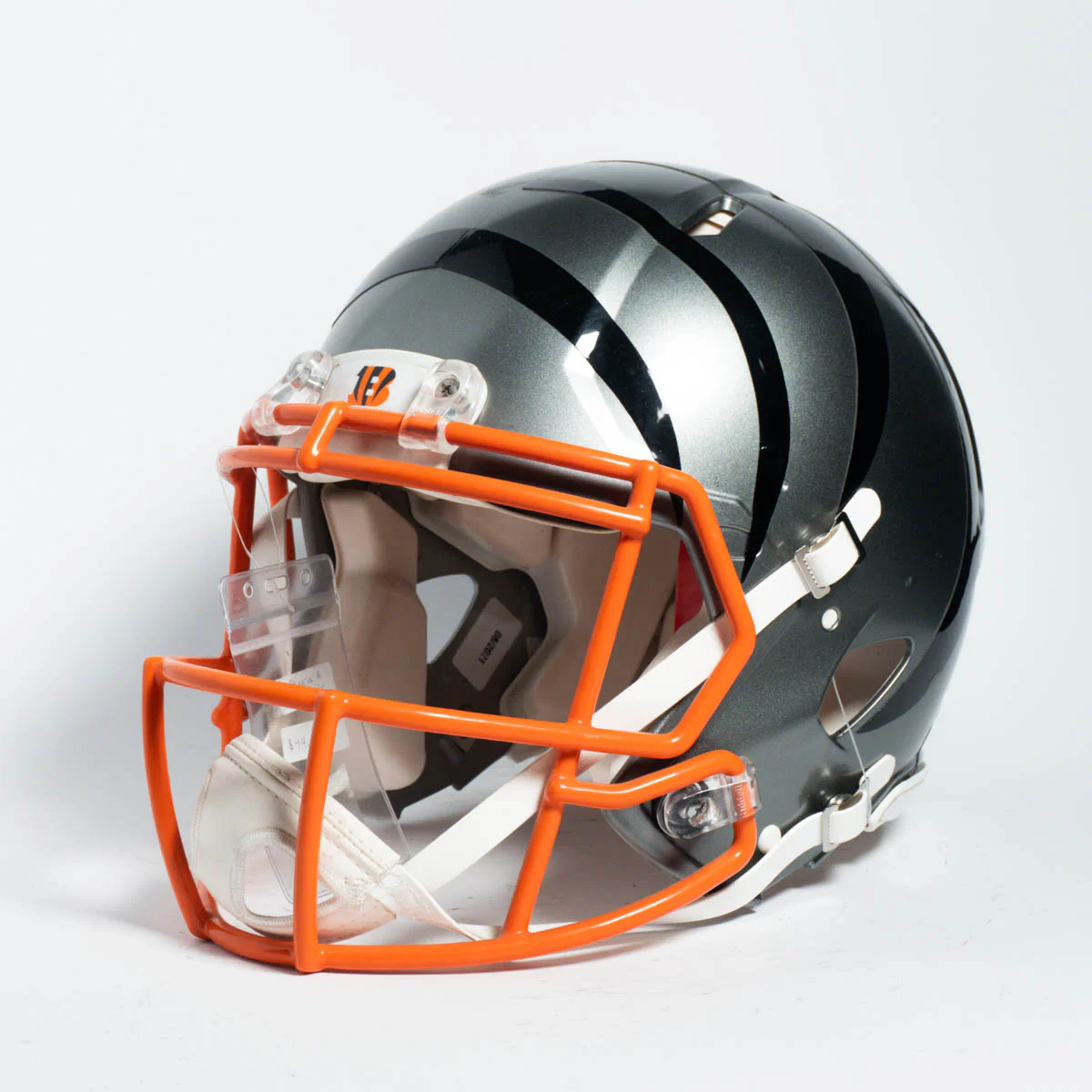 Burrow / Chase - Image 3