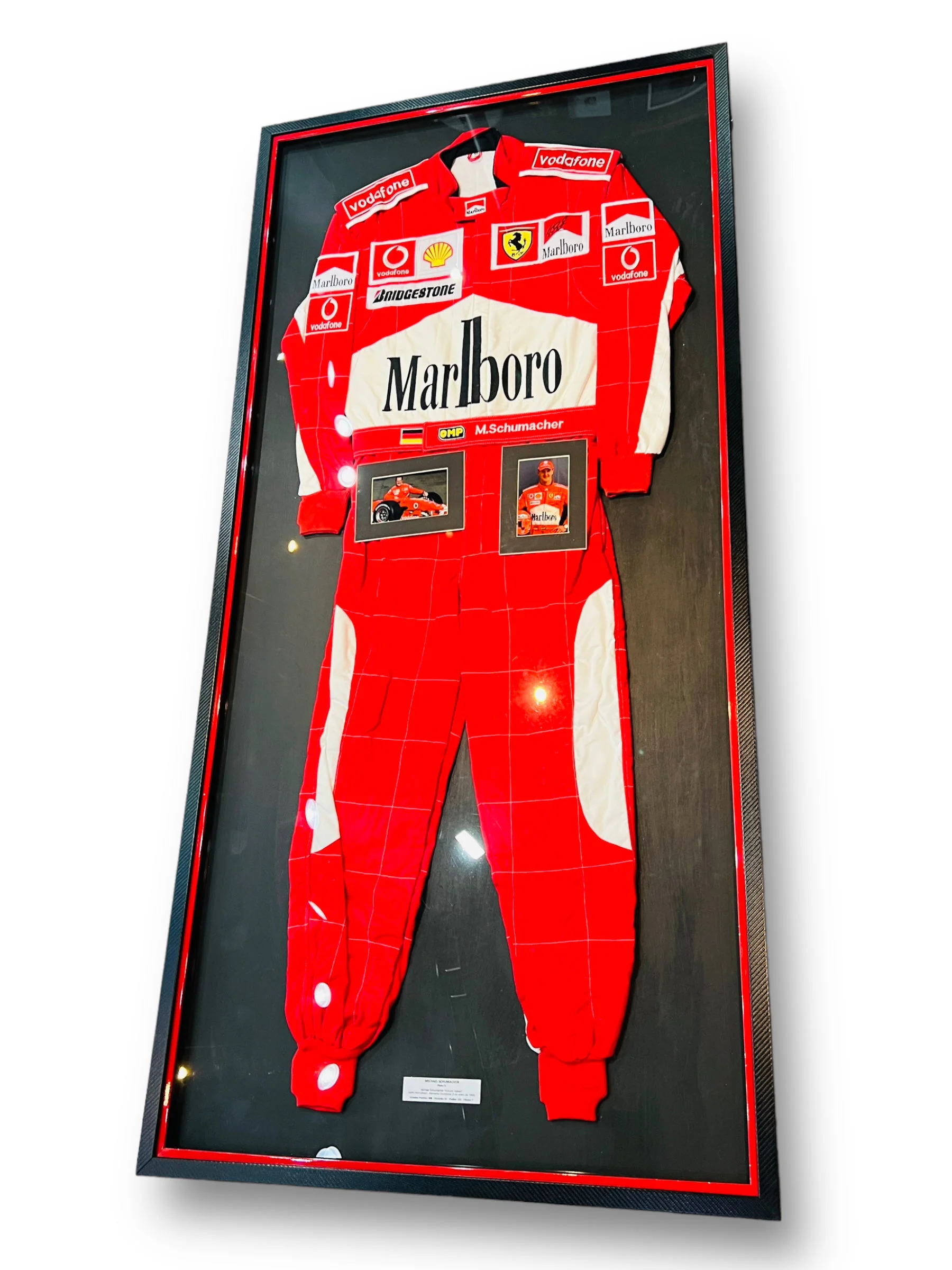 Traje enmarcado / Ferrari / Michael Schumacher - Image 2