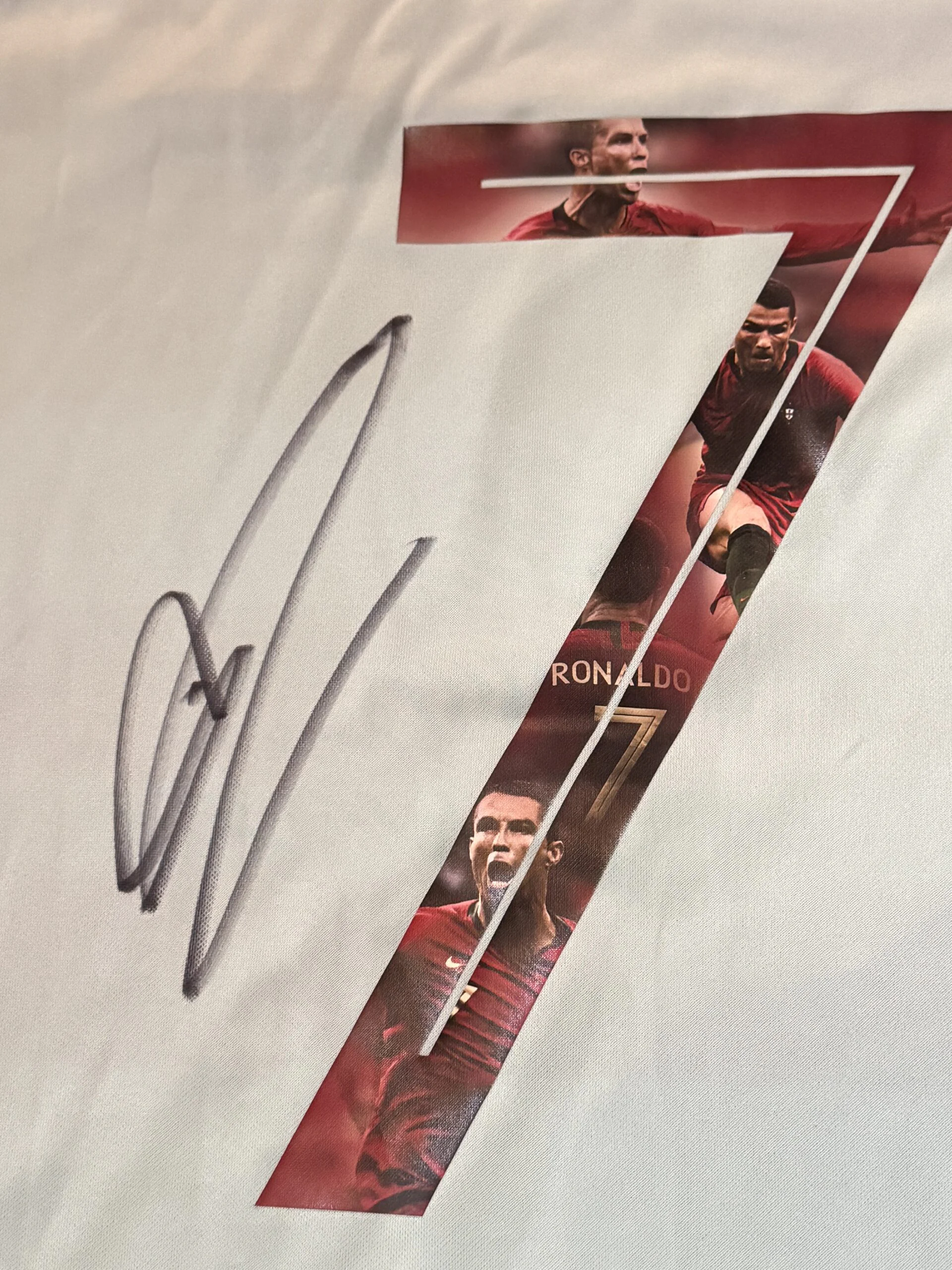 Jersey / Portugal / Cristiano Ronaldo - Image 4