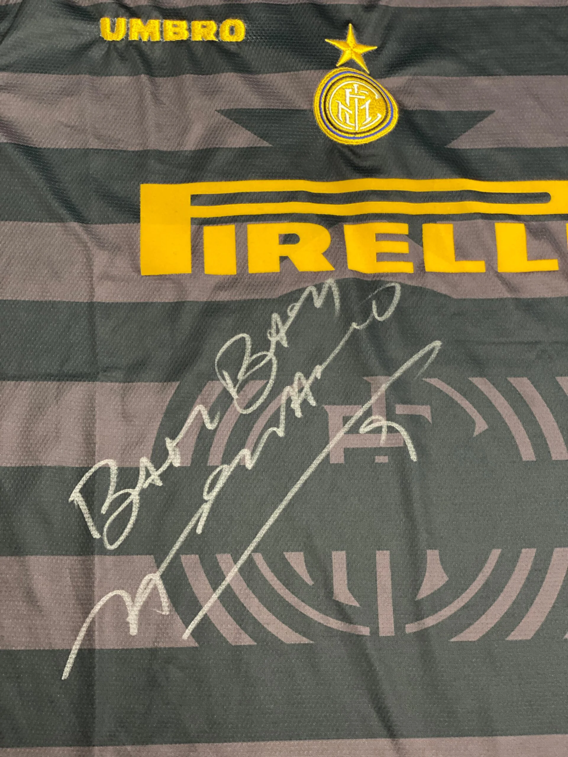 Jersey / Inter Milan / Ivan Zamorano - Image 4