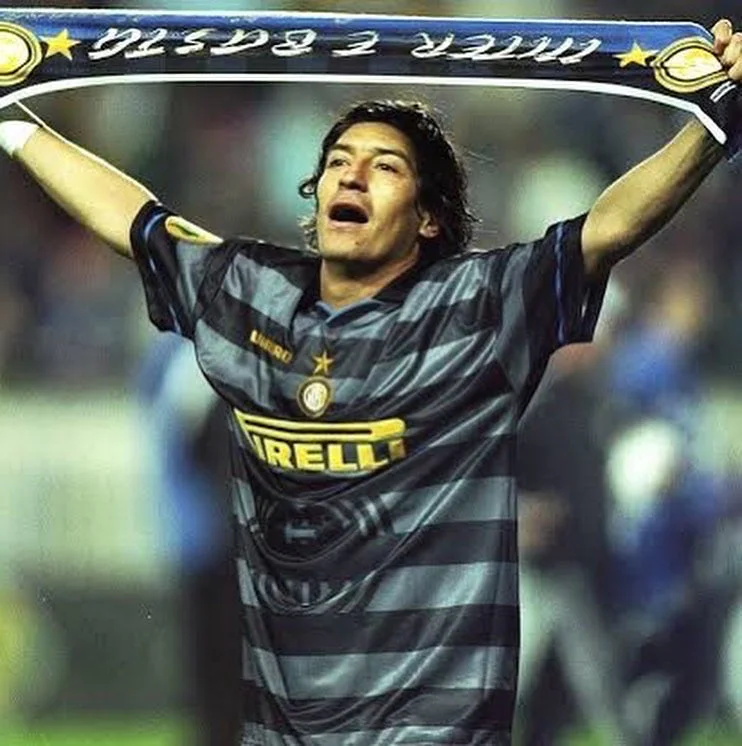 Jersey / Inter Milan / Ivan Zamorano - Image 5