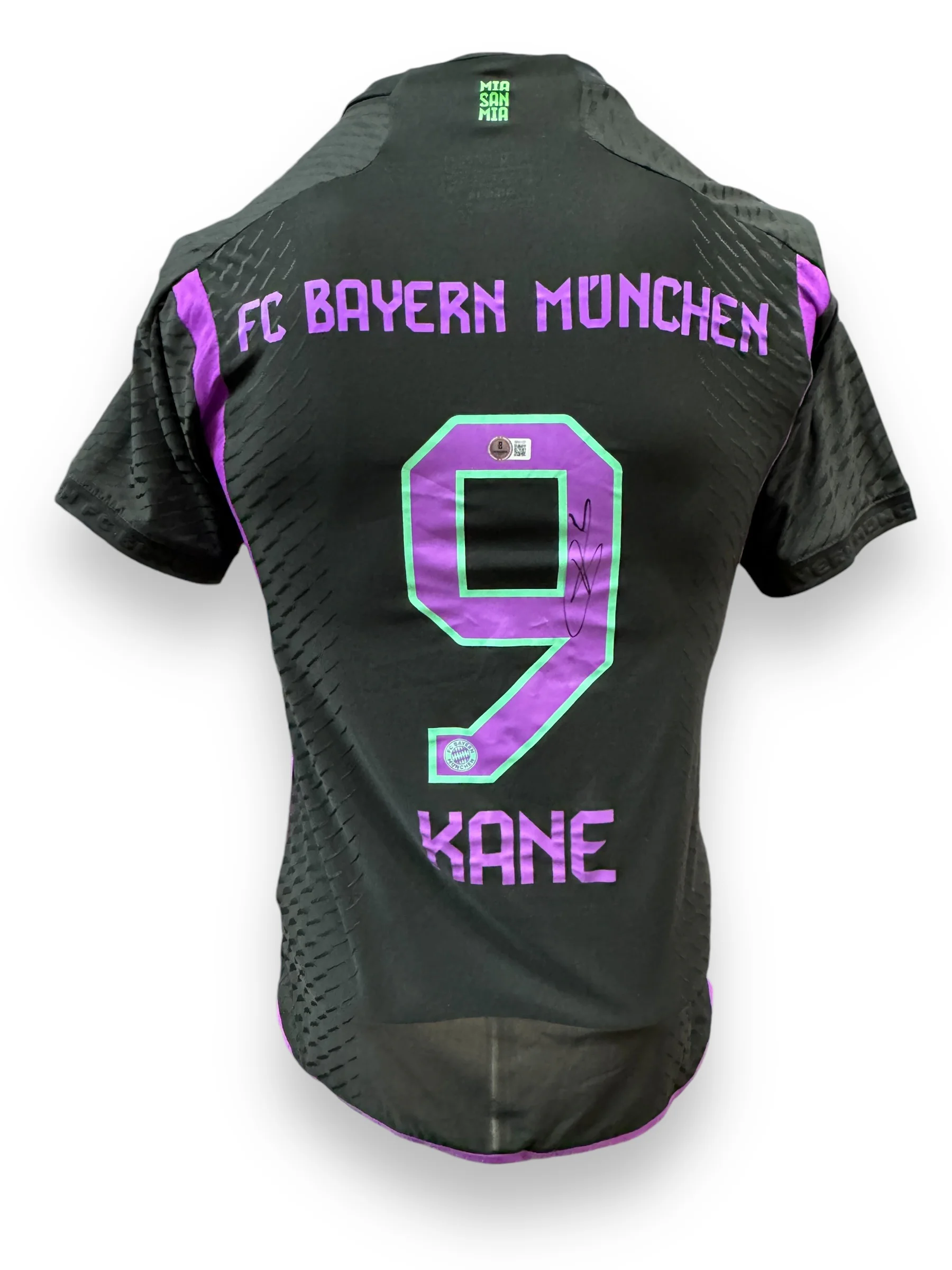 Jersey / Bayer Munich / Harry Keane