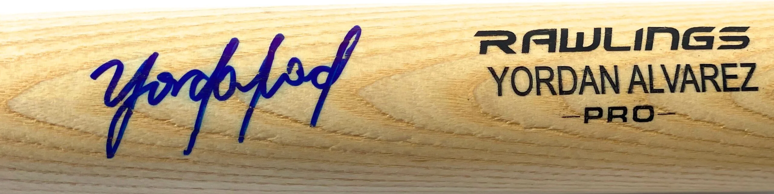 Bat / Astros / Yordan Alvarez - Image 3