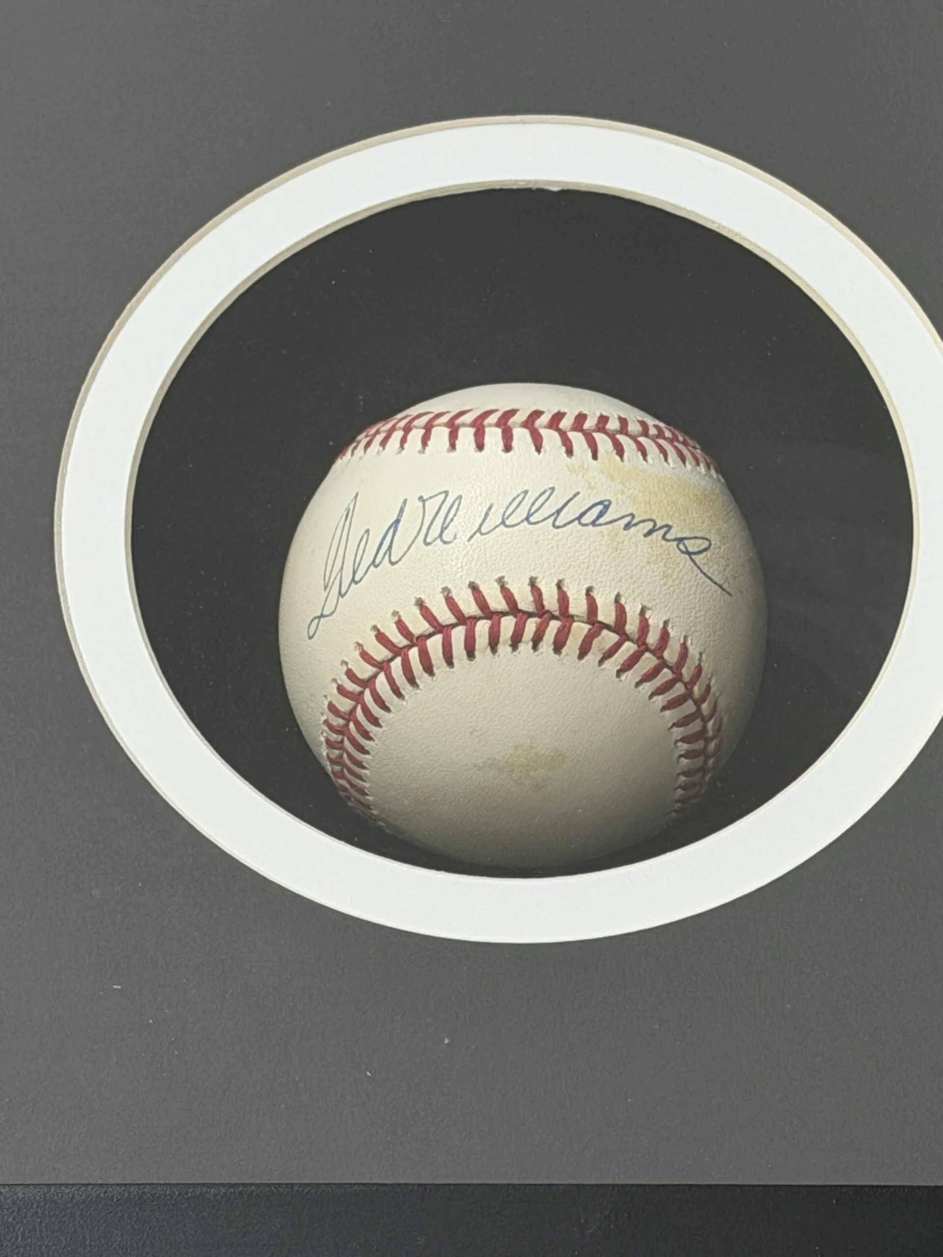 Pelota enmarcada / Red Sox / Ted Williams - Image 3