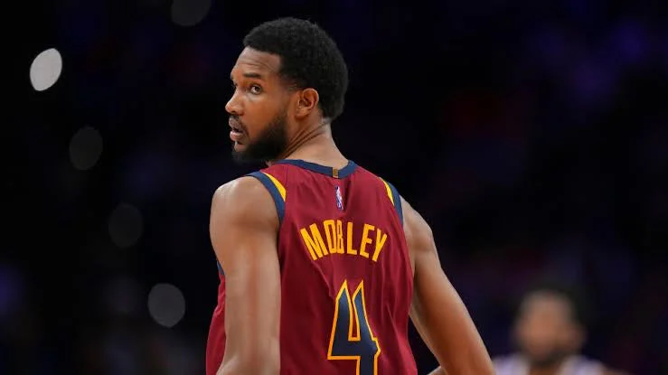 Balón Basketball / Cavaliers / Evan Mobley - Image 4