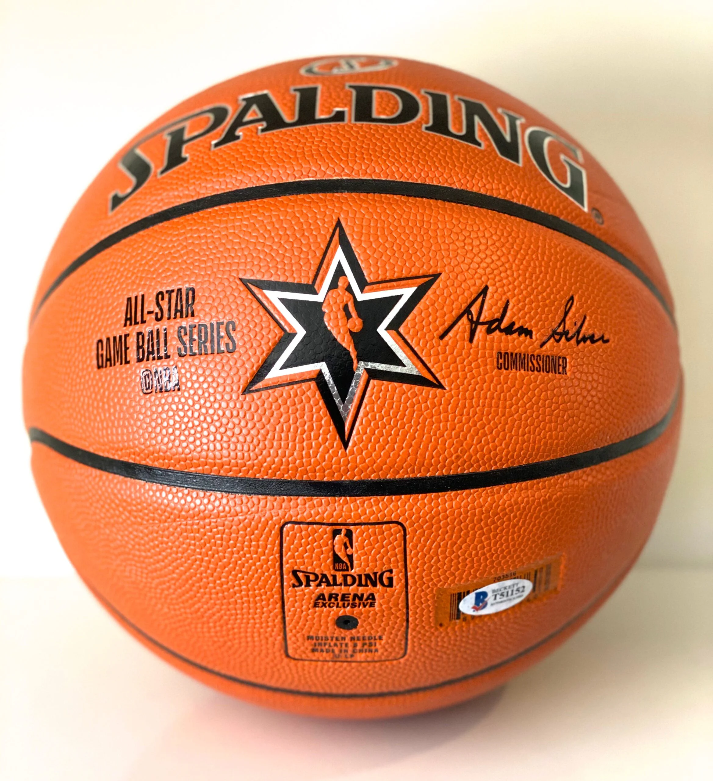 Balón / Hawks / Trae Young - Image 2
