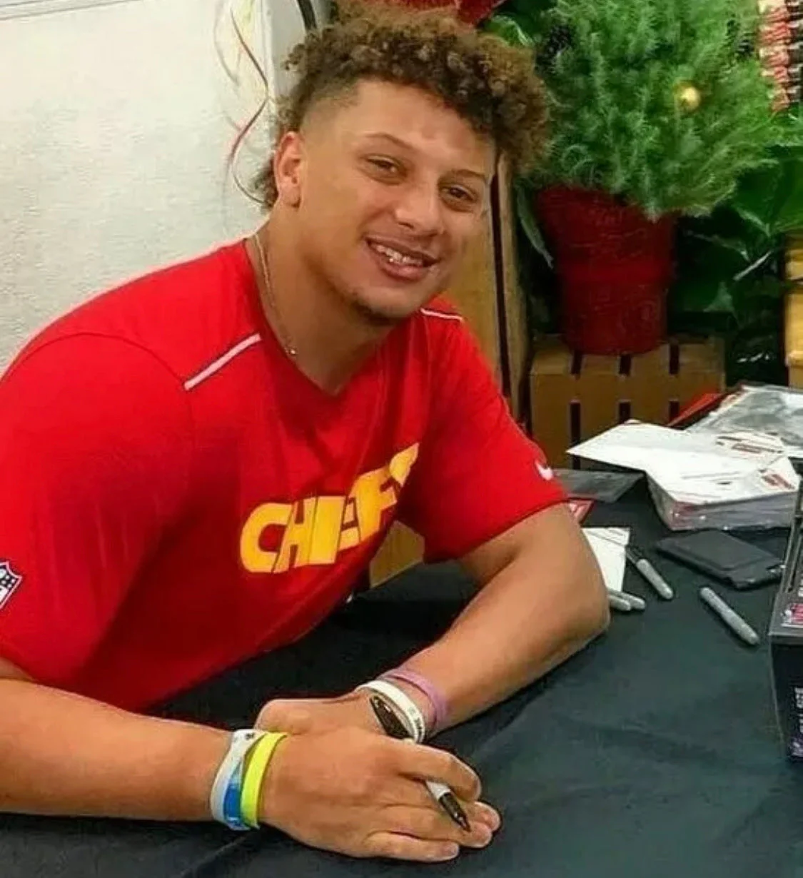 Cleats / Chiefs / Patrick Mahomes - Image 7
