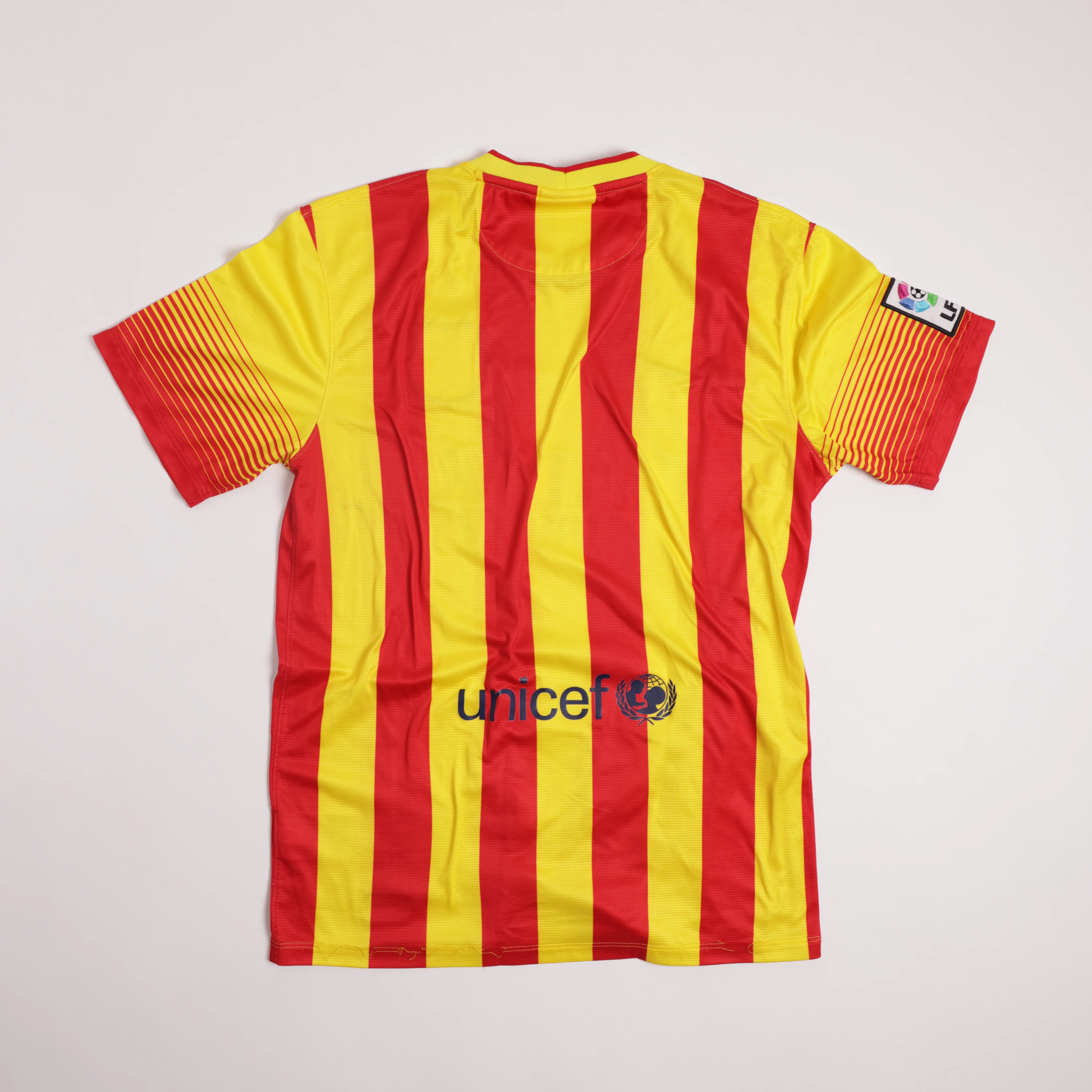Jersey FC Barcelona Messi, Xavi, Iniesta 2013 - Image 2