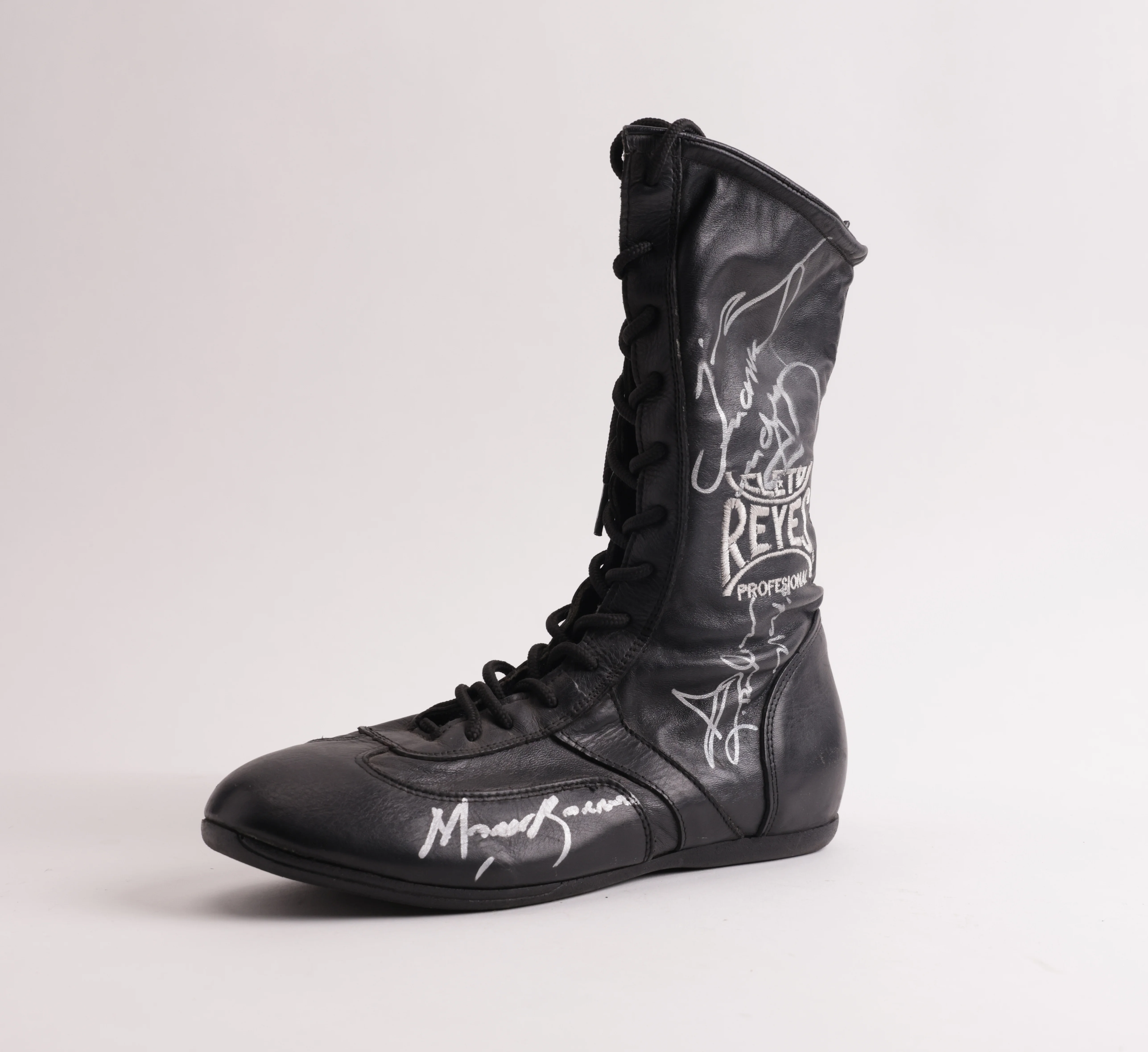 Botines Juan Manuel Marquez, Manuel Barrera, otro CMB - Image 2
