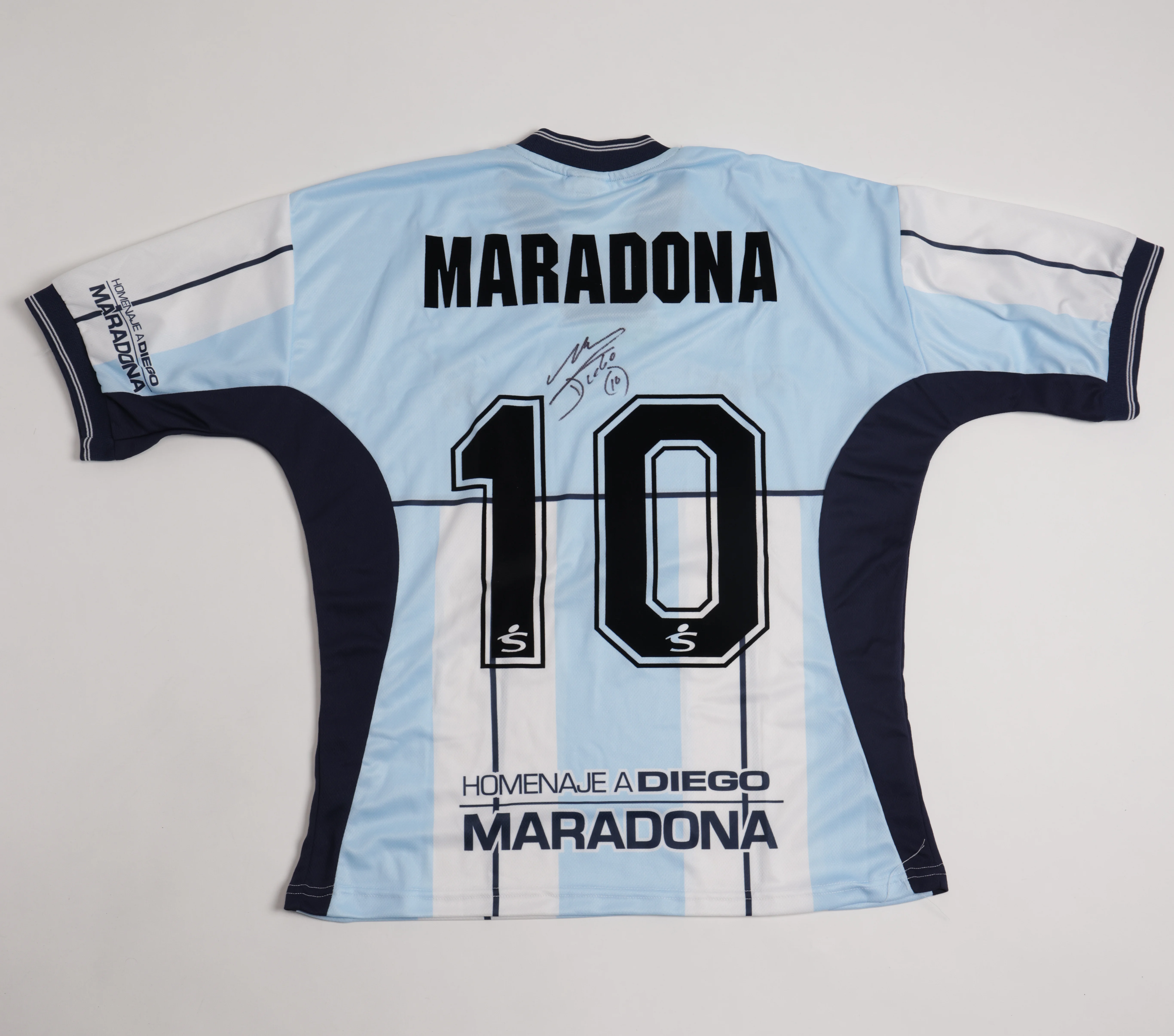 Jersey Diego Maradona Argentina, Homenaje a Maradona 2003