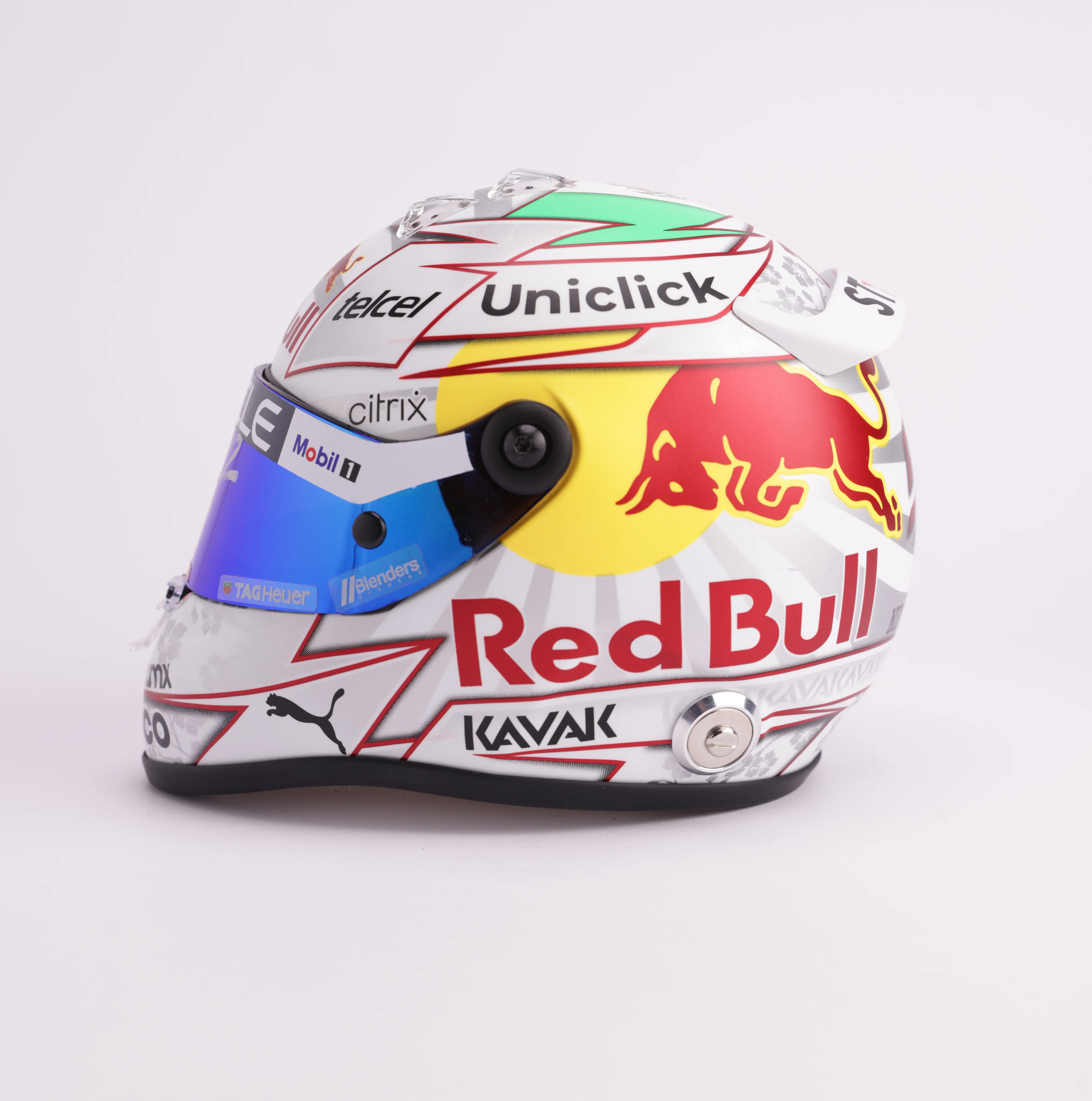 Mini Casco Checo Pérez Red Bull - Image 3