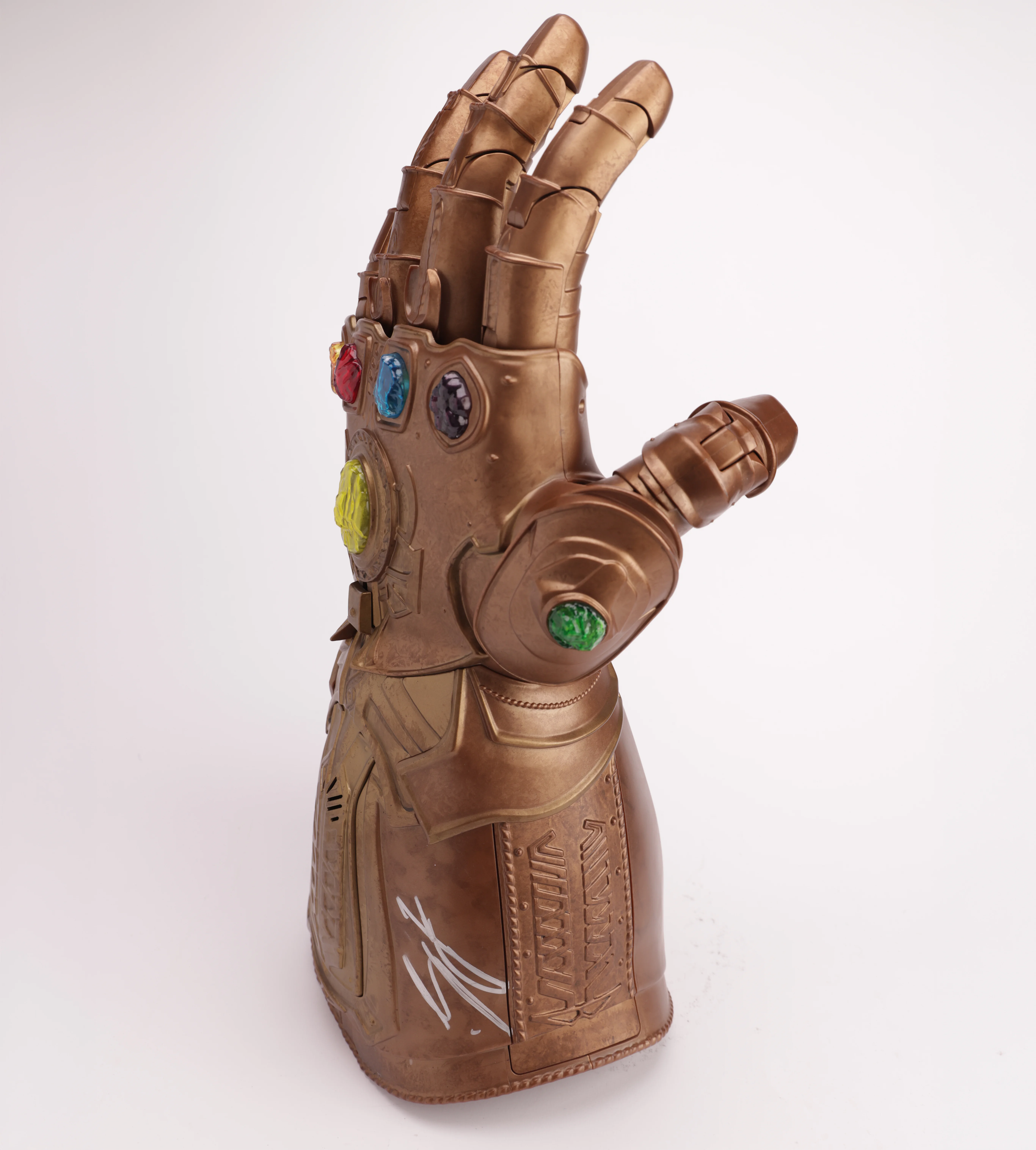 Figura Coleccionable Josh Brolin Avengers - Image 3