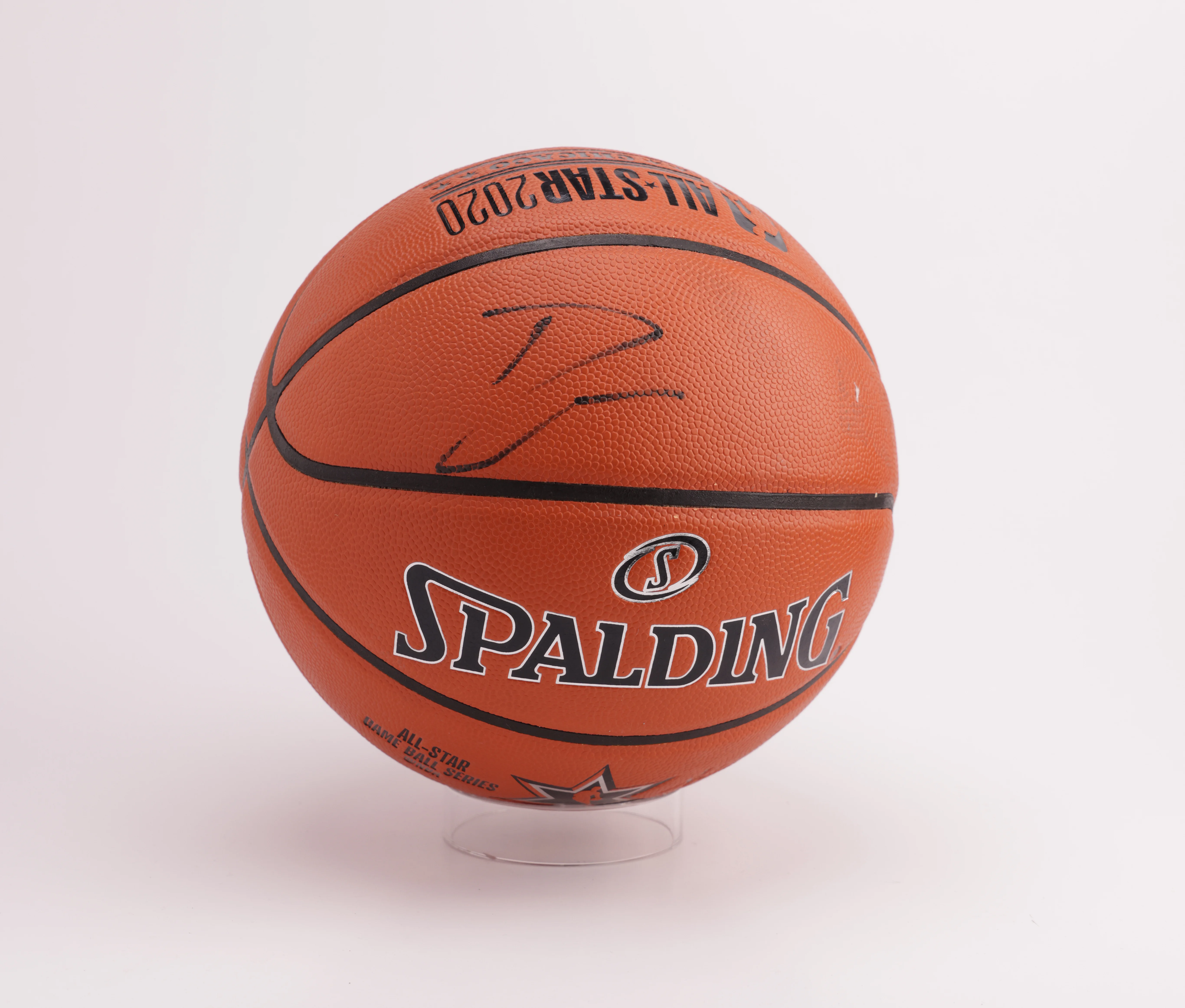 Balón Trae Young Atlanta Hawks