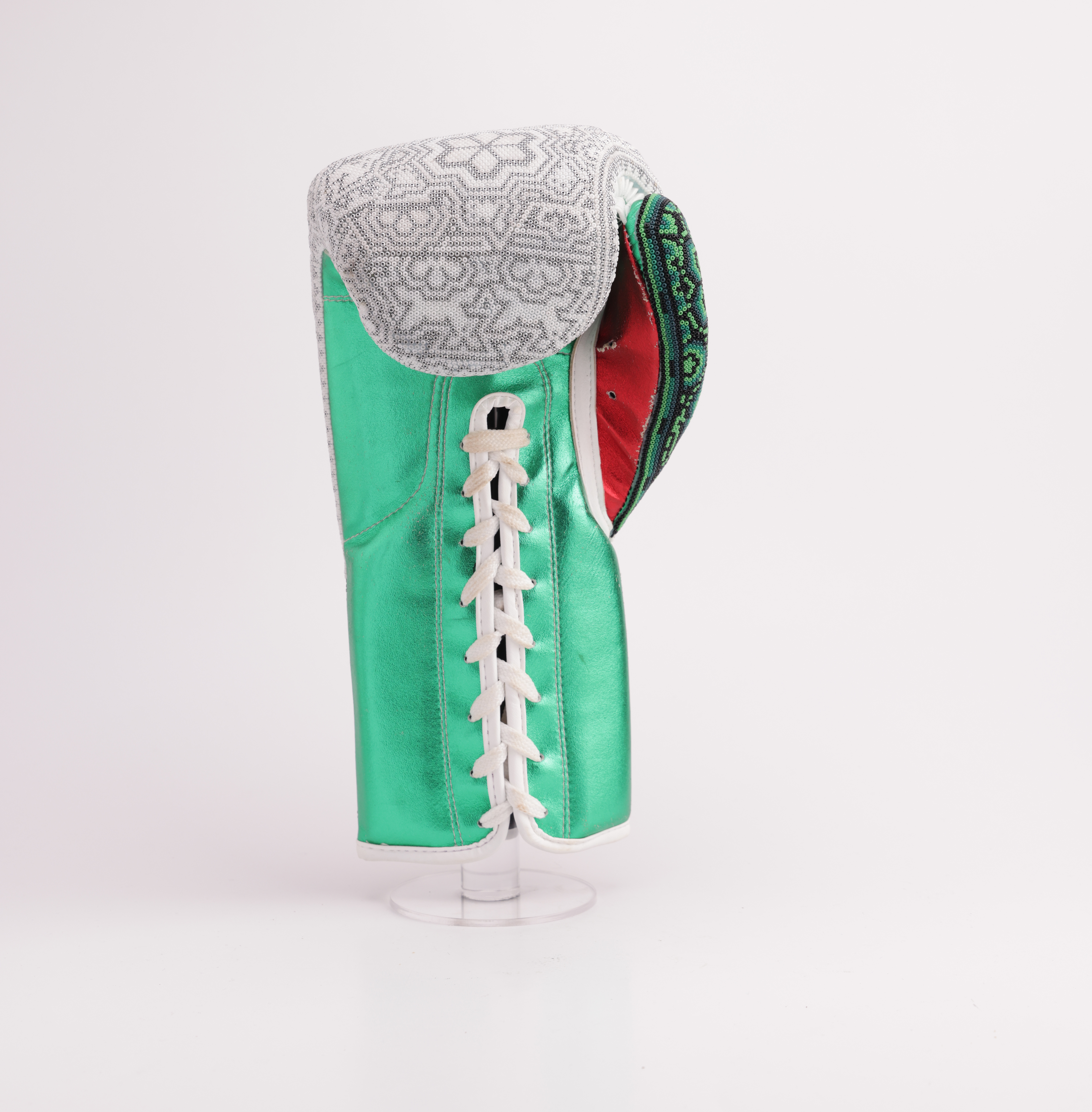 Guante Canelo Álvarez CMB, Guante arte Wixarika, Huichol - Image 3