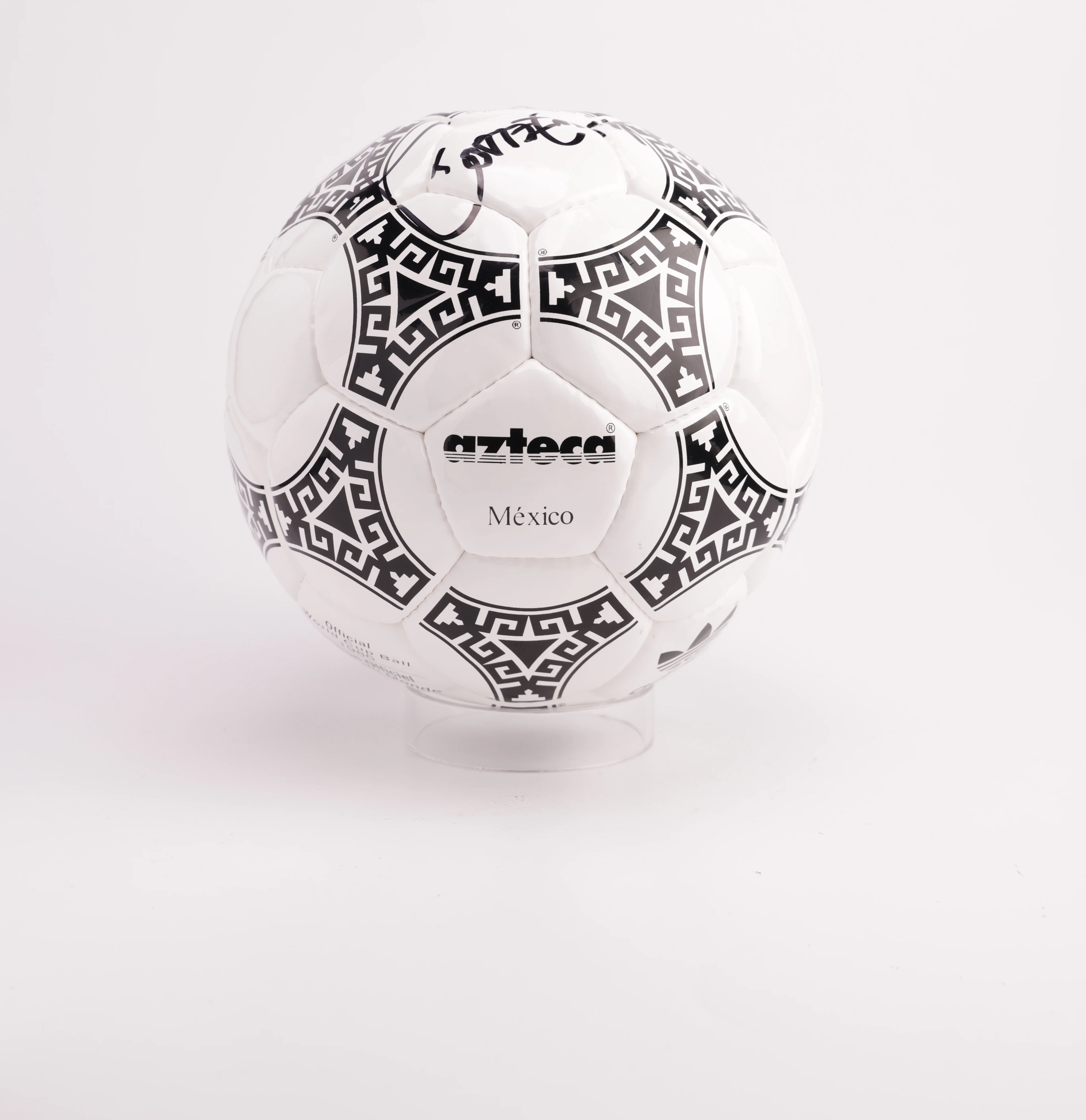 Balón Héctor Miguel Zelada Argentina - Image 2