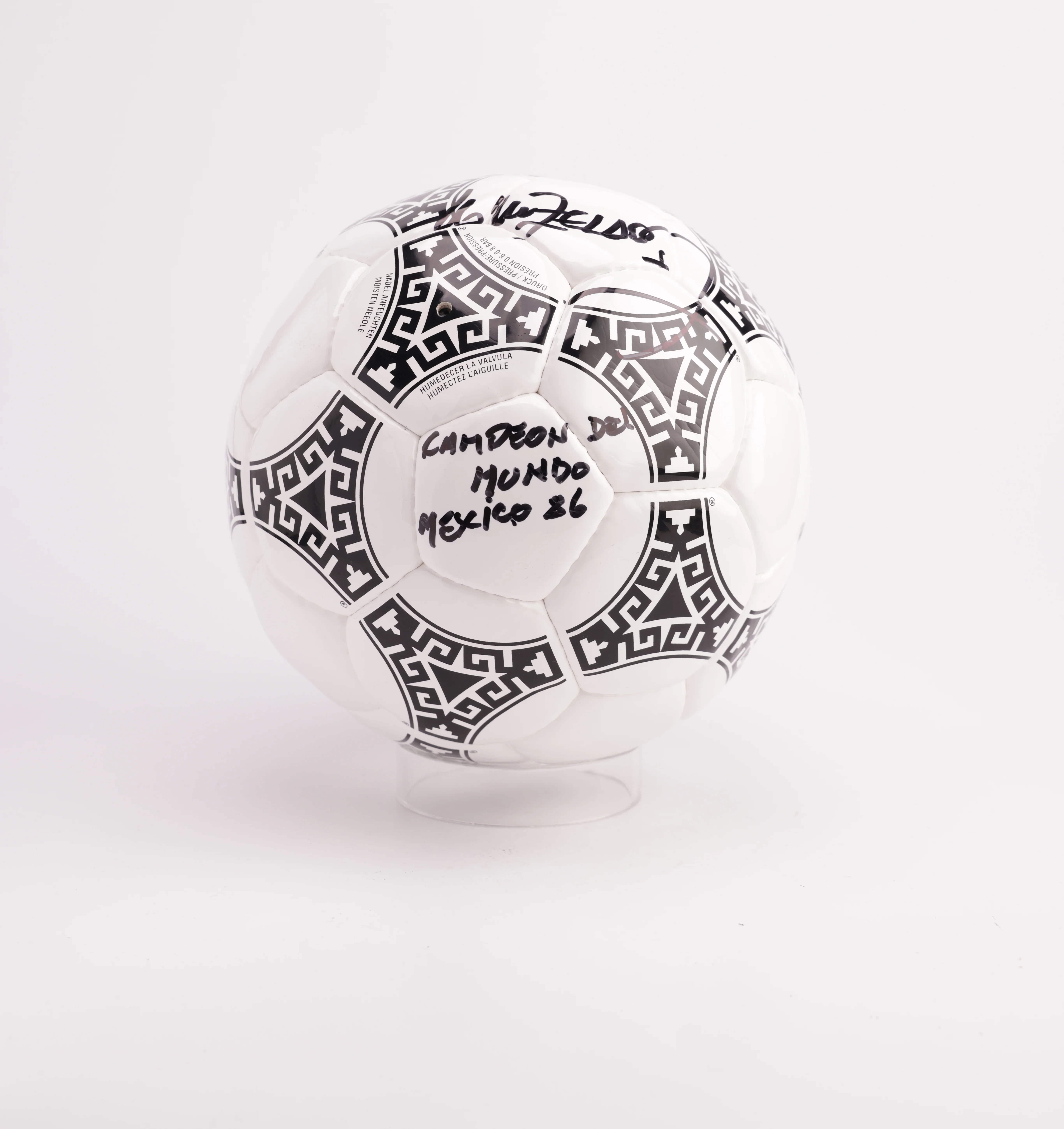 Balón Héctor Miguel Zelada Argentina - Image 3
