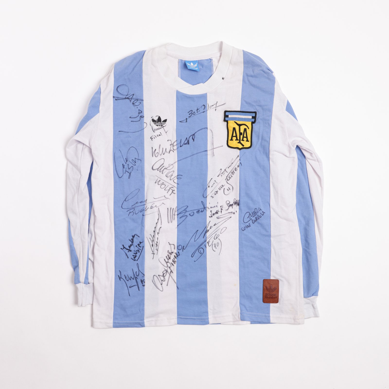 Leyendas Argentina (Wolff, Hector Miguel Zelada, Ruggeri, Maradona, Kempes, etc) - Image 2