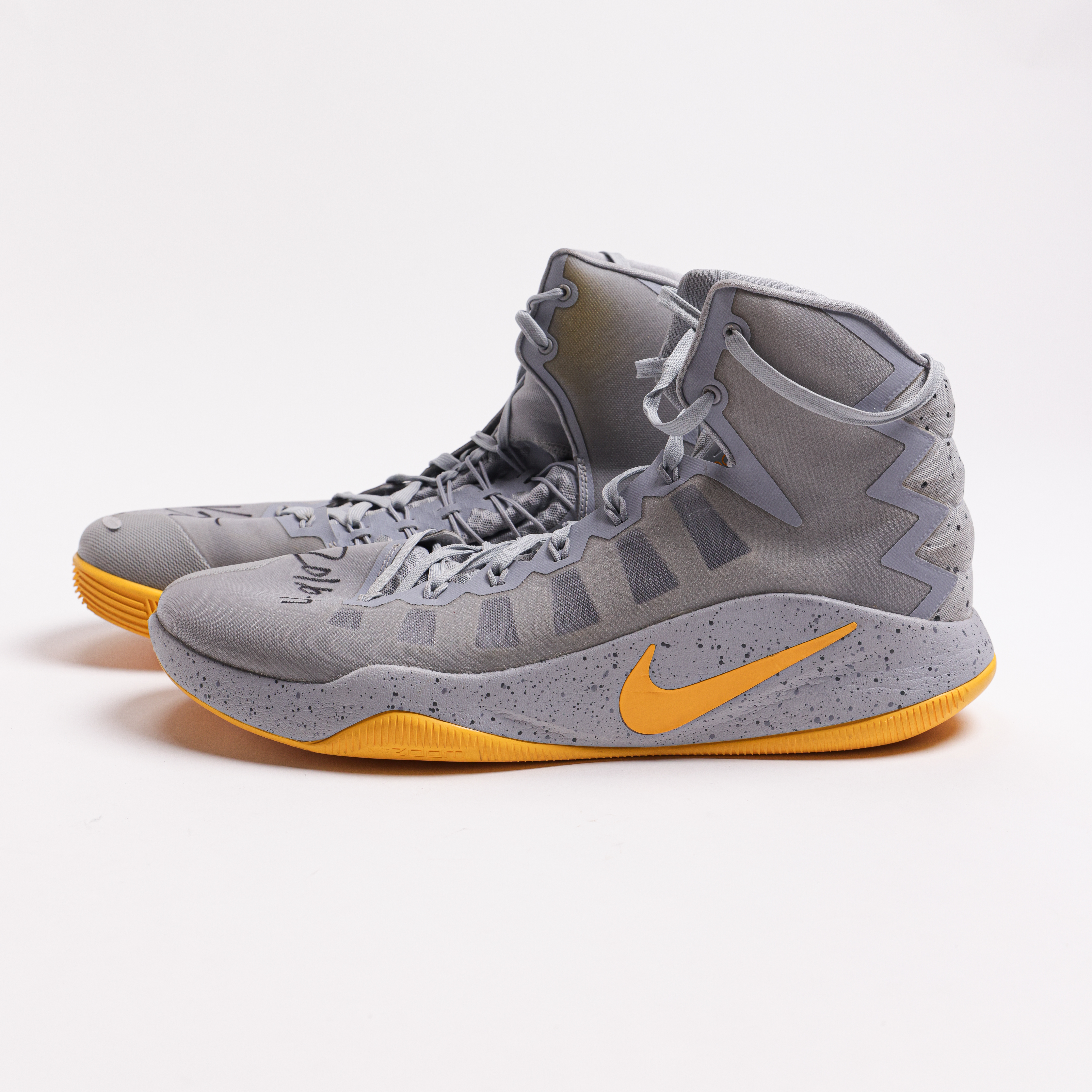 Tenis Kevin Love Cleveland Cavaliers - Image 3