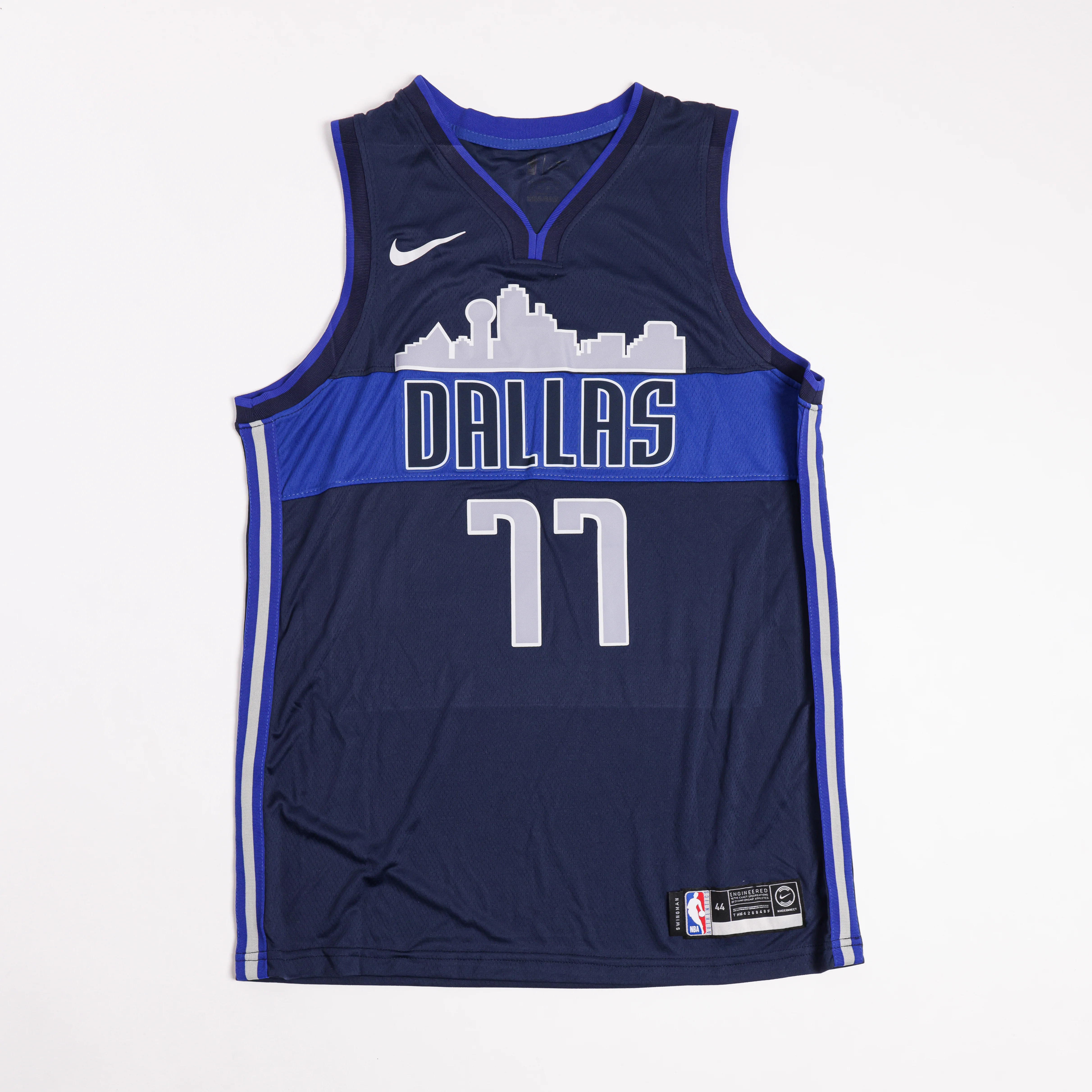 Luka Dončić - Image 2