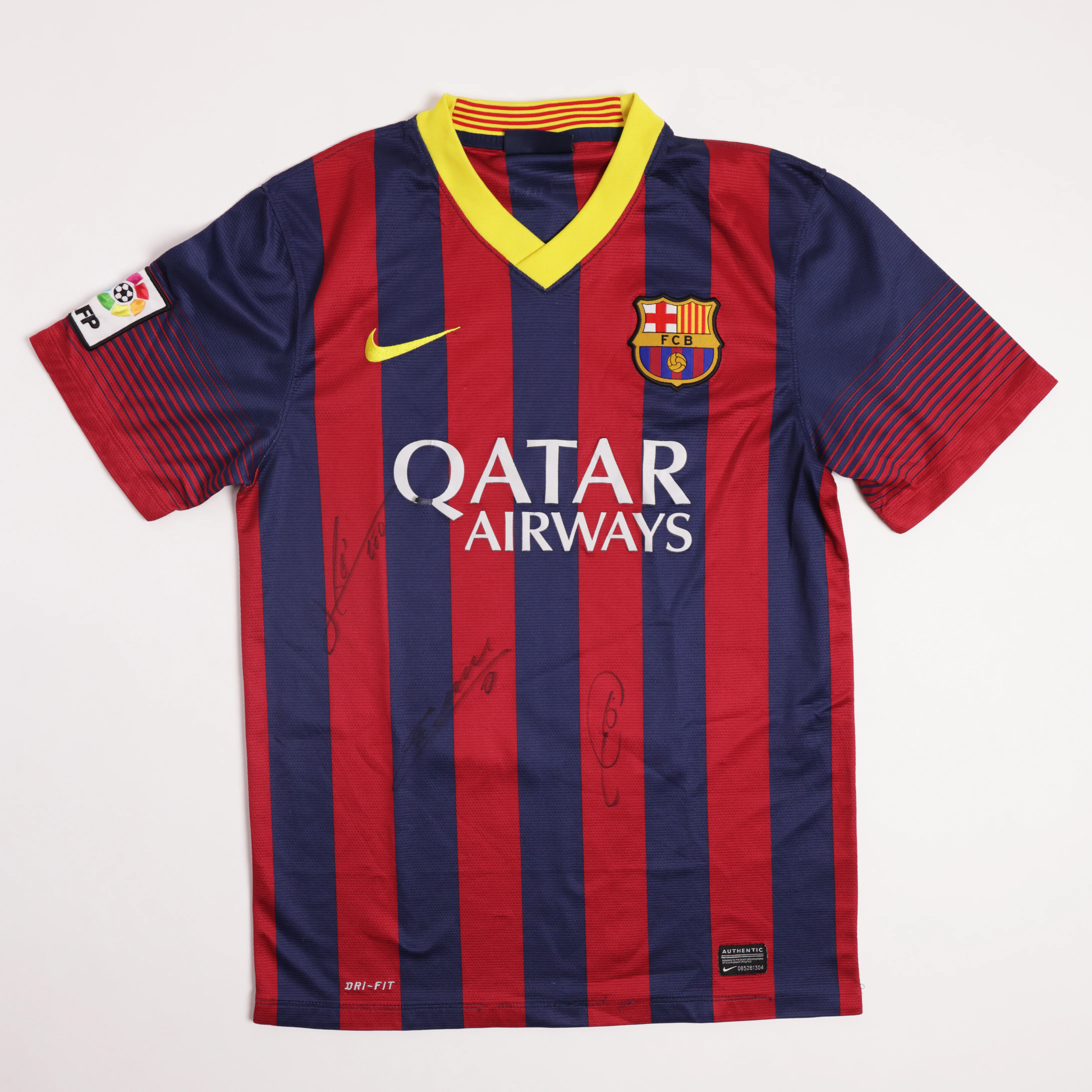 Jersey Messi/ Iniesta/ Xavi FC Barcelona La Liga - Image 2